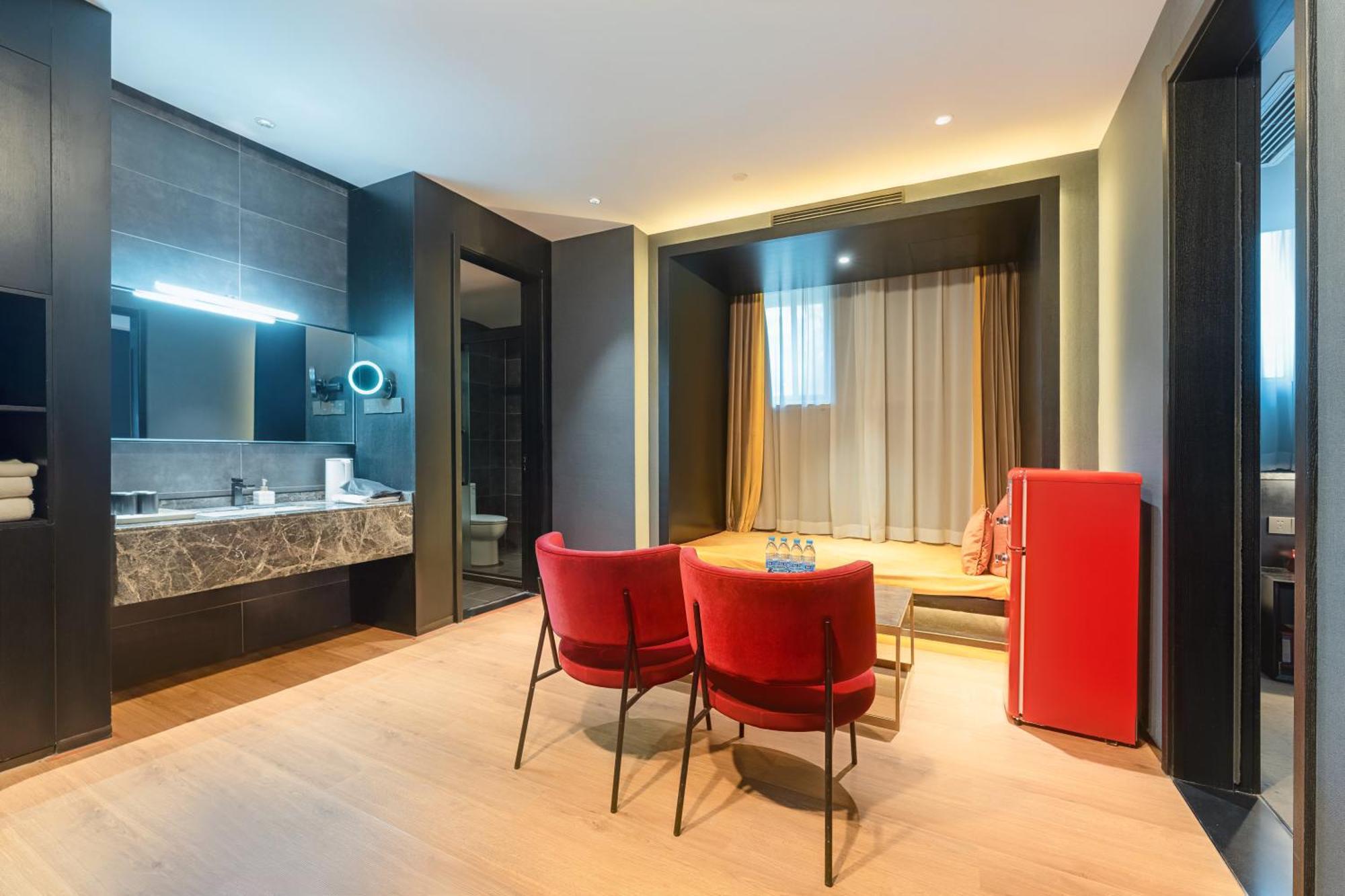 Hesu Designer Hotel & Suites -Near Xi'An Drum Tower And Yongning Gate -Free Laundry Luggage Storage -Kitty Cafe With Freshly Ground Coffee -24H Front Desk -English Service 外观 照片