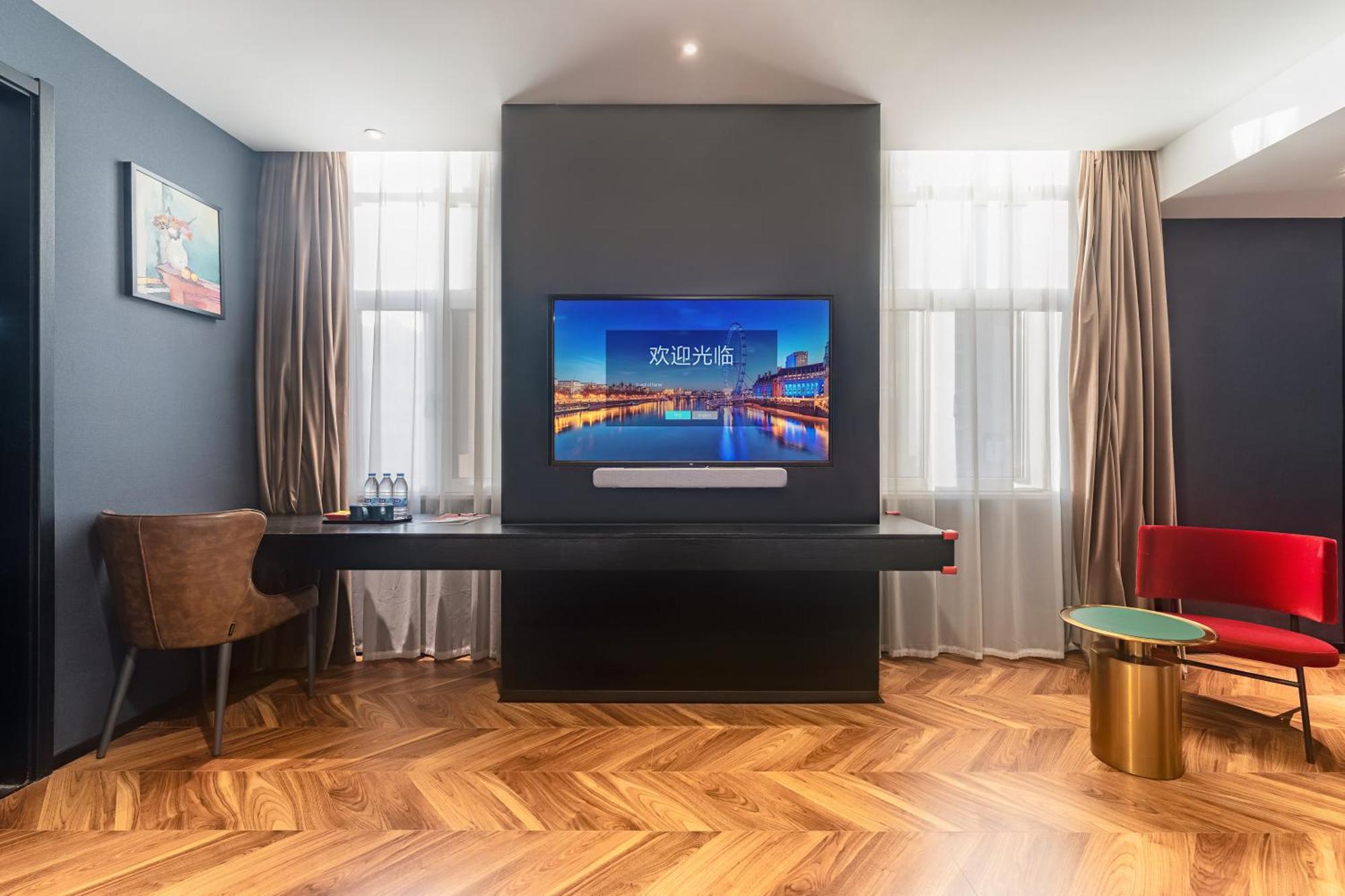 Hesu Designer Hotel & Suites -Near Xi'An Drum Tower And Yongning Gate -Free Laundry Luggage Storage -Kitty Cafe With Freshly Ground Coffee -24H Front Desk -English Service 外观 照片